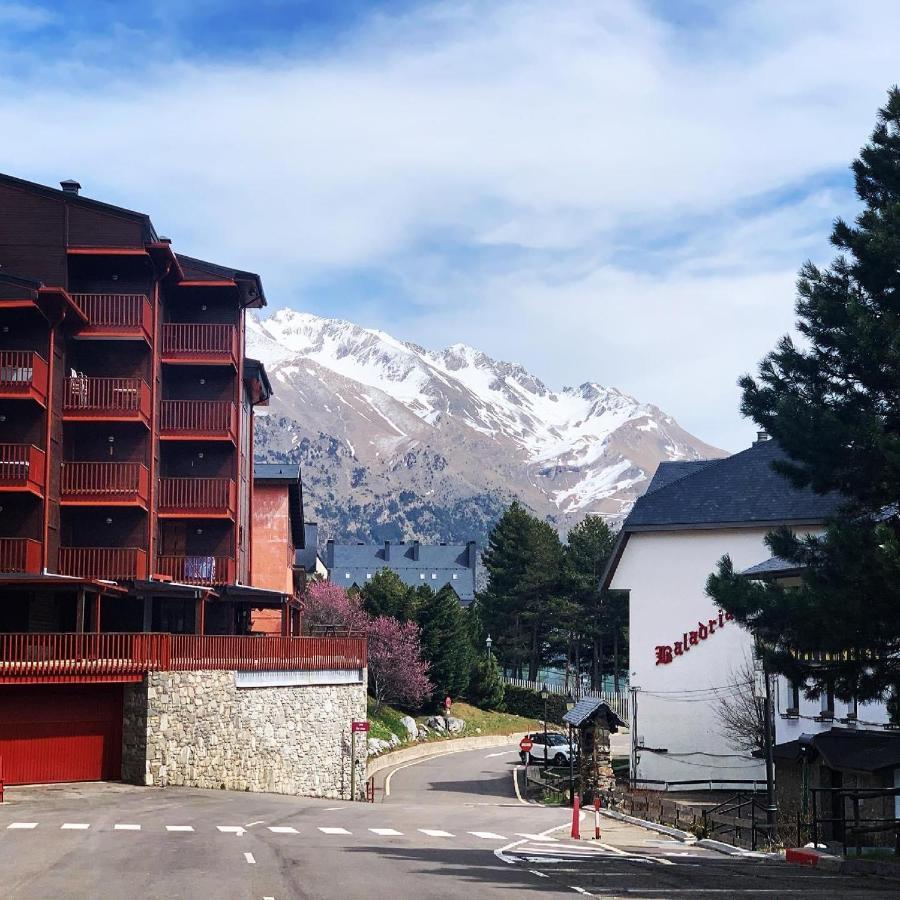 Apartamentos Formigal - Admite Mascotas - Bagian luar foto